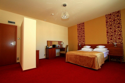 RYDZEWSKI hotel i Ełk lejligheder søer Mazury ferie i Polen